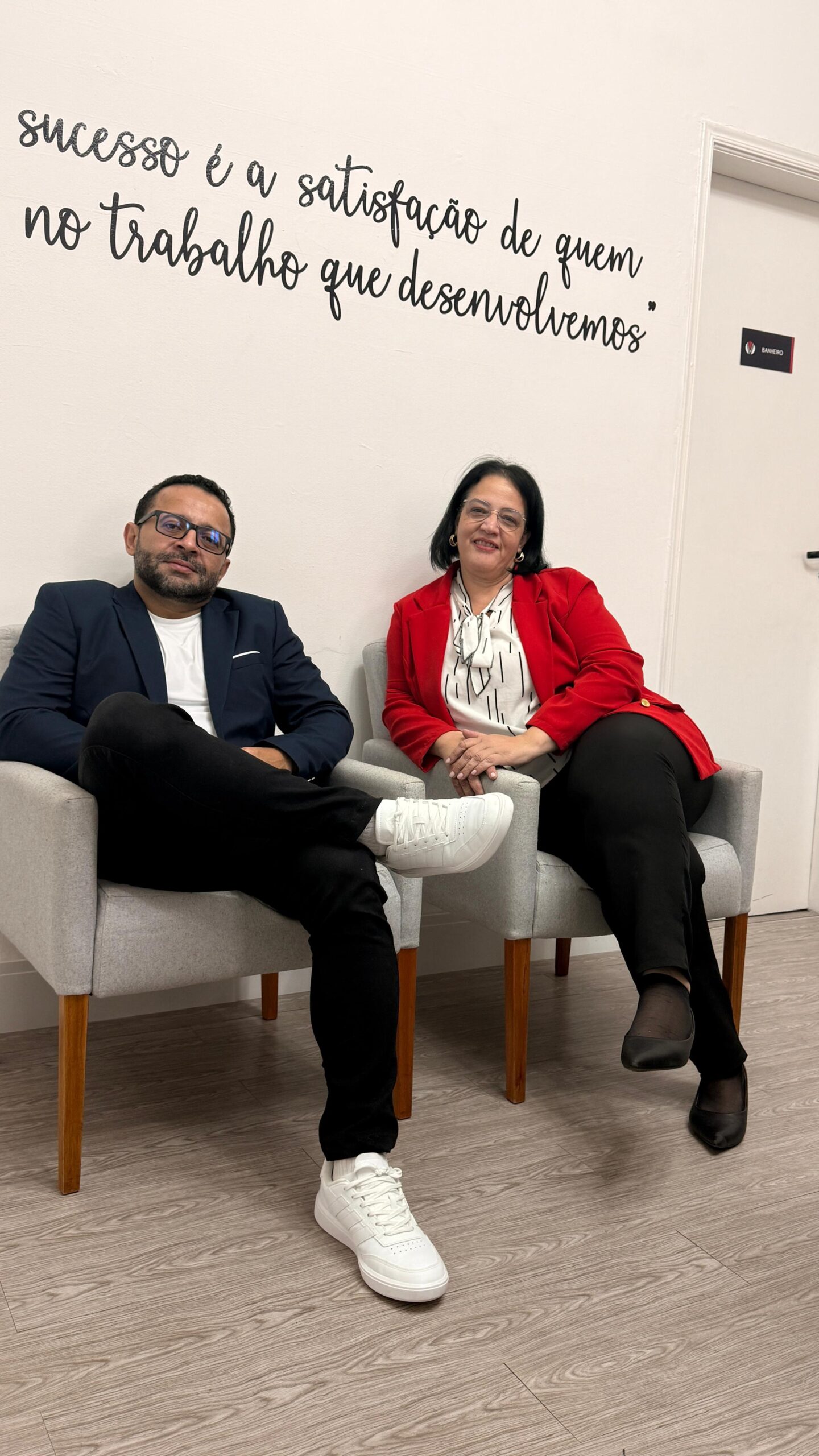 Flávia Sousa e Clélio Aparecido, sócios da OnVale Contabilidade